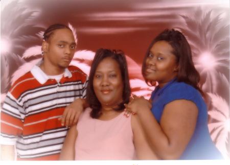 Connie Davis Photo 17