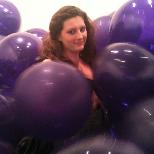 Sonya Elliott Photo 21