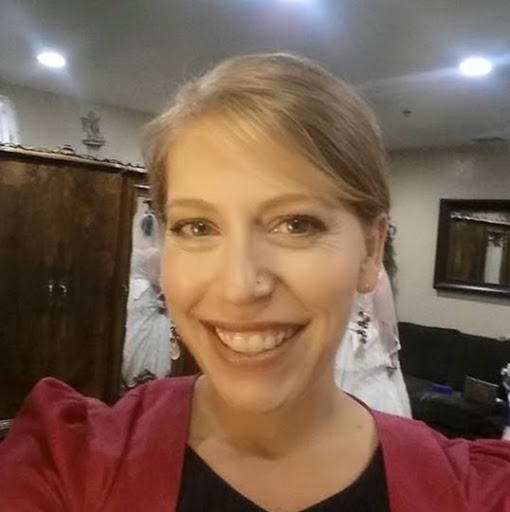 Tamara Reynolds Photo 31