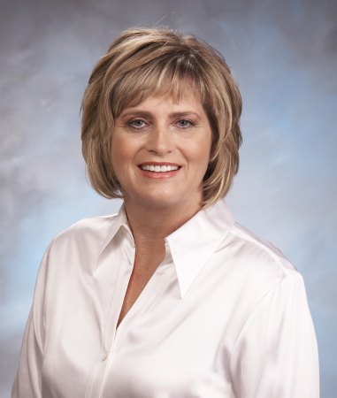 Julie Clawson Photo 22
