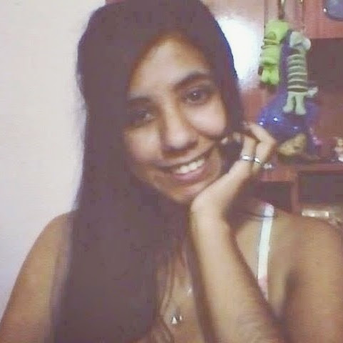 Lucia Dominguez Photo 6