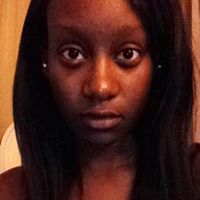 Briana Lowe Photo 9
