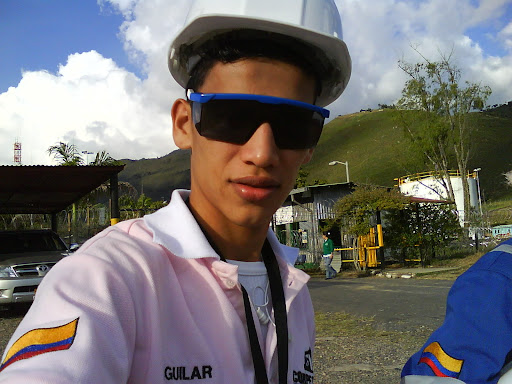 Ronald Aguilar Photo 30
