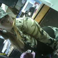 Laura Knowlton Photo 20