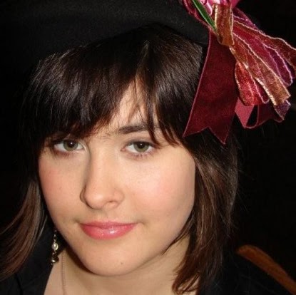 Nicole Barker Photo 31