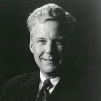 Phillip Lowe Photo 30
