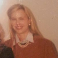 Gail Holmes Photo 35