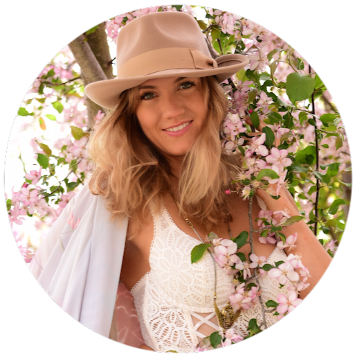 Carla Samson Photo 7