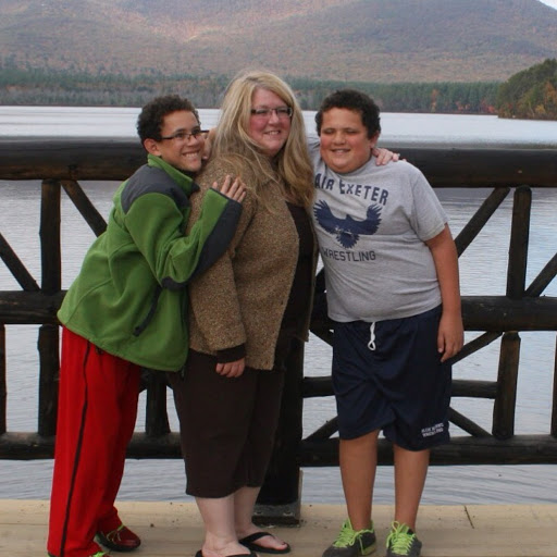 Kimberly Cross Photo 32