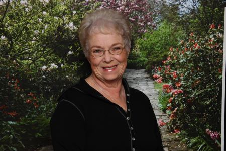 Barbara Barker Photo 4