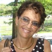 Shelley Bates Photo 7