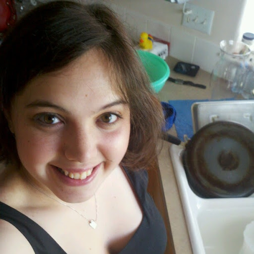 Katherine Garcia Photo 27