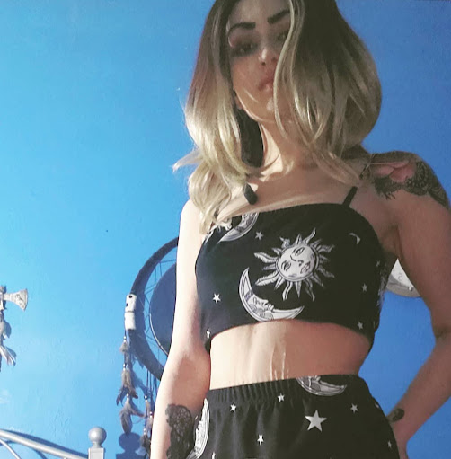 Rosalyn Ramos Photo 23