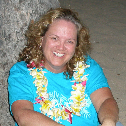 Elizabeth Howell Photo 30