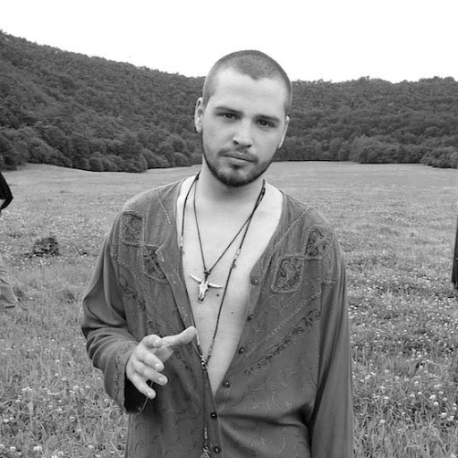 J Thomas Photo 16