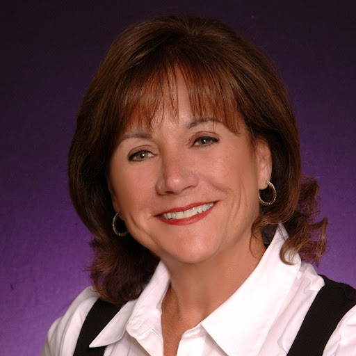 Janice Mueller Photo 24