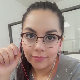 Elizabeth Velazquez Photo 8