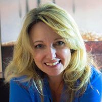Sandra Sharpe Photo 36