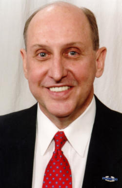 Bruce Lang Photo 8