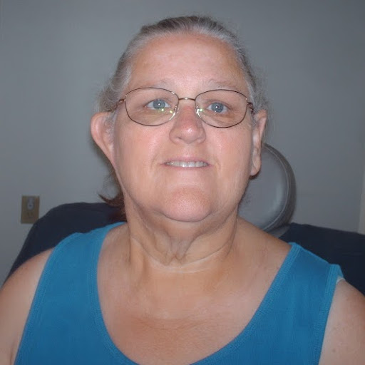 Anne Dawson Photo 24