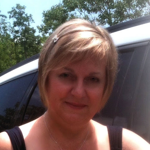 Becky Pitts Photo 32