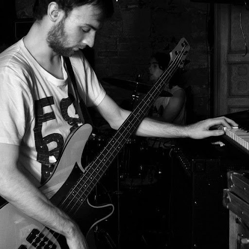 Aaron Kenny Photo 34