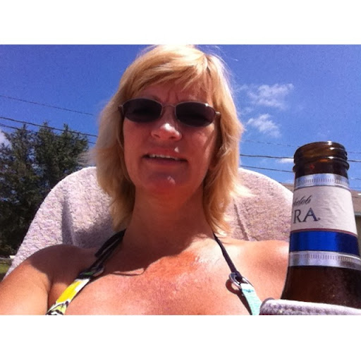Kimberly Parker Photo 32