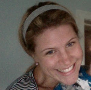Julia Rogers Photo 28