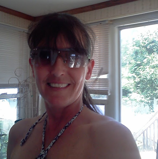 Penny Harrison Photo 14