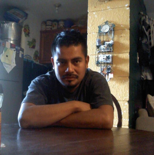 Leo Morales Photo 15