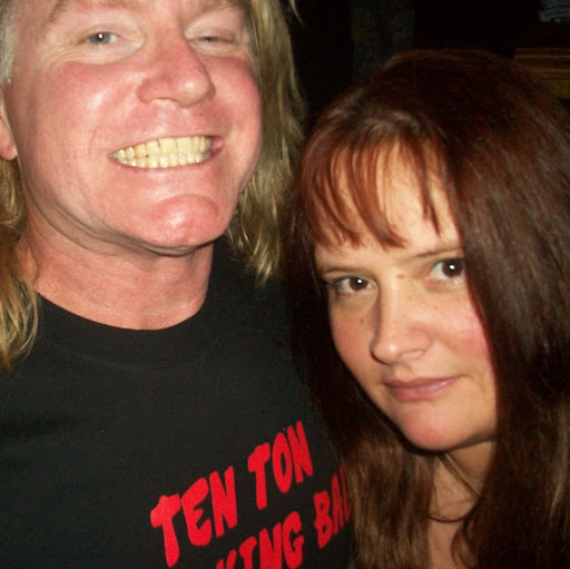 Sandy Griffin Photo 31