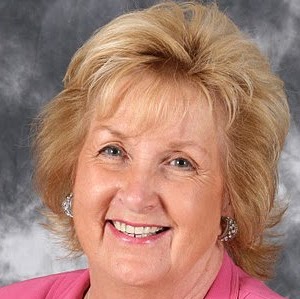 Connie Beck Photo 34
