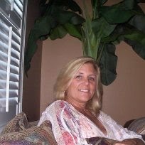 Cindy Howell Photo 28