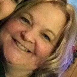 Angela Parsons Photo 17