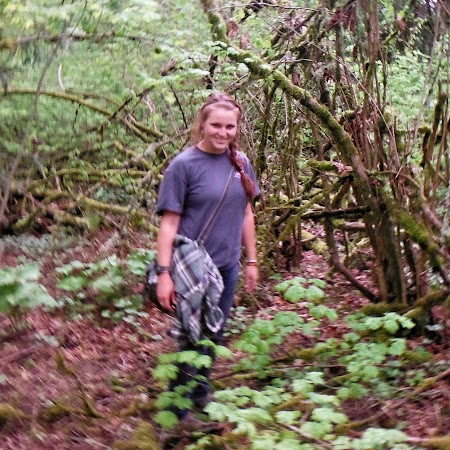 Ellen Henderson Photo 48