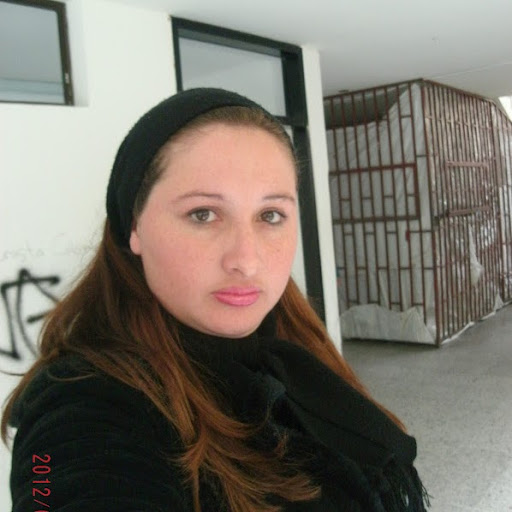 Luz Beltran Photo 13