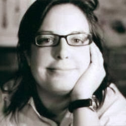 Jennifer Poole Photo 26