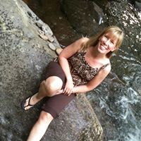 April Holbrook Photo 10