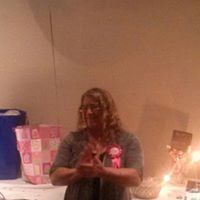 Sarah Potts Photo 31