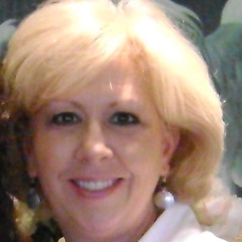 Katherine Edwards Photo 27