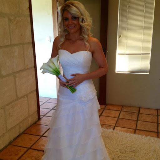 Adrienne Hunter Photo 32