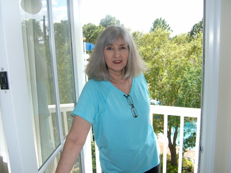 Theresa Snow Photo 4