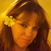 Shelley Rowe Photo 13