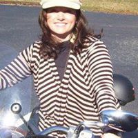 Stephanie Carr Photo 32