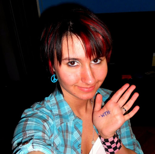 Beth Clark Photo 45