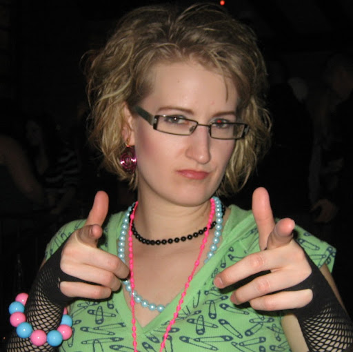 Heather Sherwood Photo 25