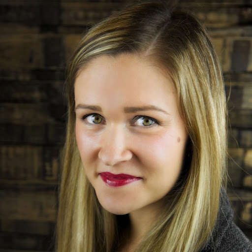 Ellen Bush Photo 32