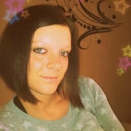 Nicole Glaser Photo 17