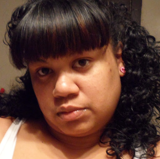 Candace Martin Photo 6