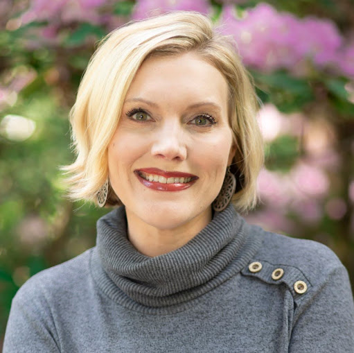 Erin Wilder Photo 32